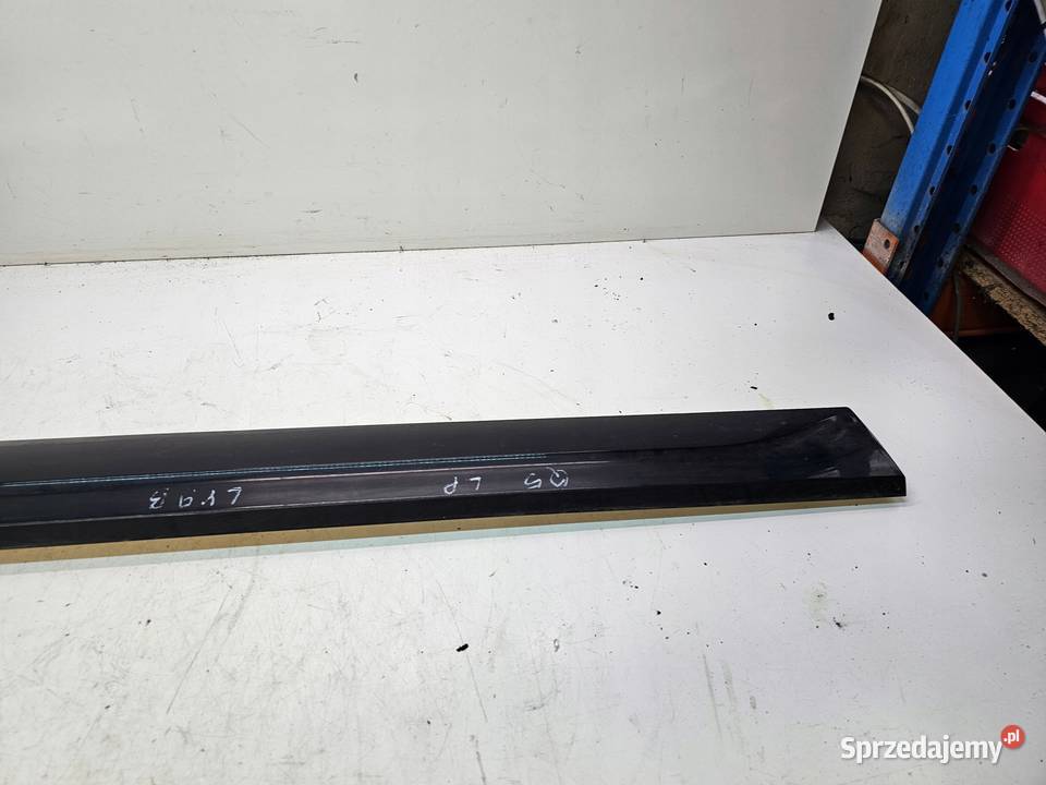 LISTWA DRZWI DOLNA LEWY PRZÓD AUDI Q5 8R LY9B Przystajń