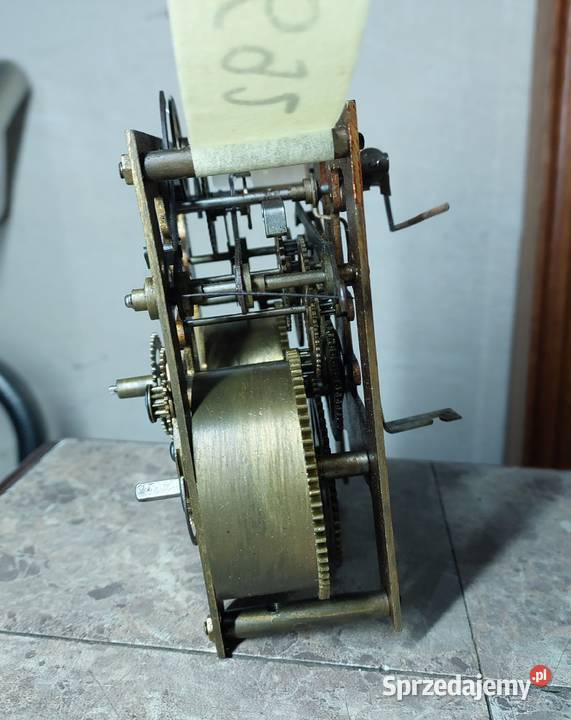 692 Mechanizm starego zegara ściennego Junghans Tczew