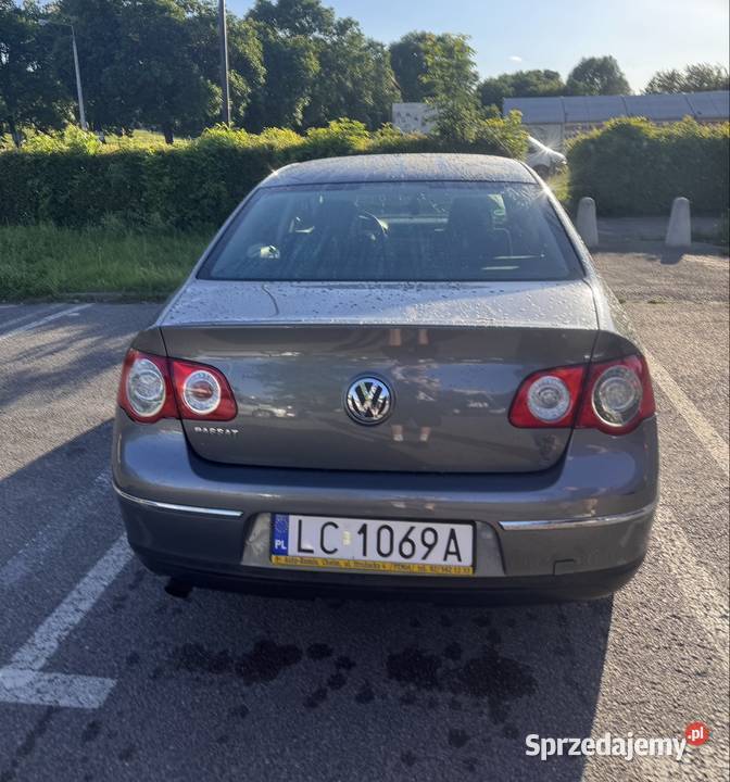 Volkswagen Passat B6 16 MPI 2006 Bezwypadkowy radio Passat