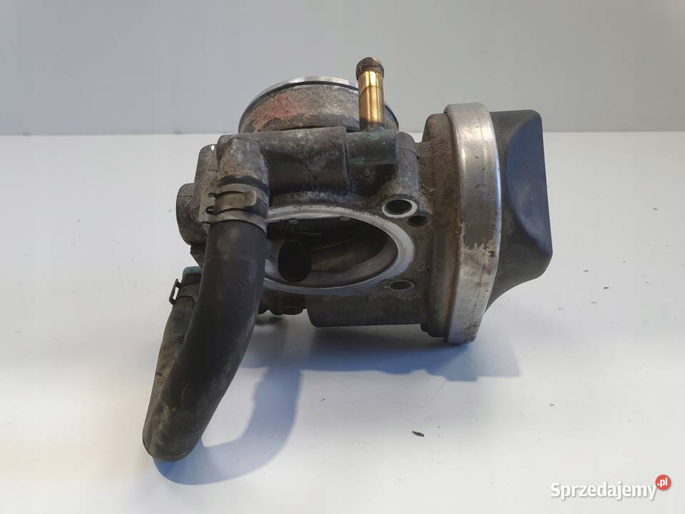 Opel Astra III H 16 16V PRZEPUSTNICA 55560398 Janów