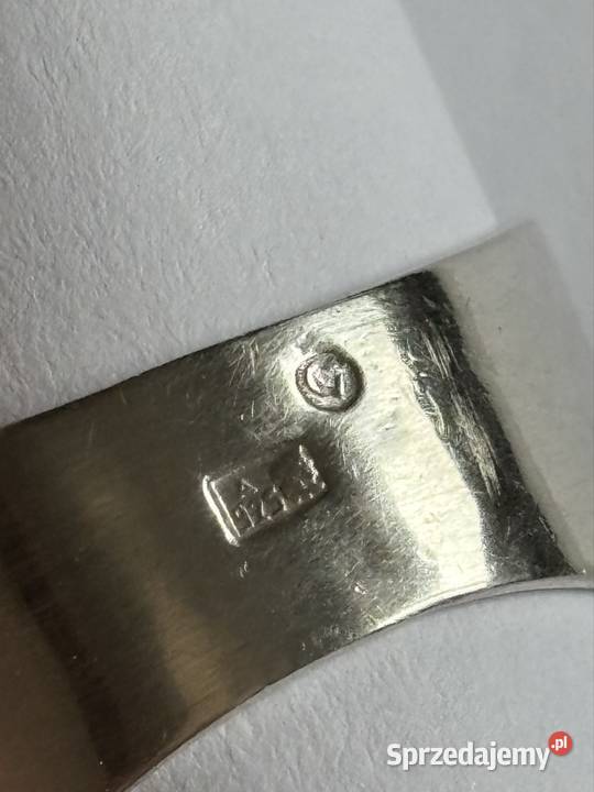 Vintage srebrny pierścionek z cyrkonią srebro Bydgoszcz