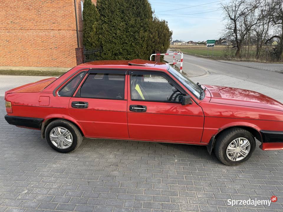 Audi 80 Klasyk 16 na gaźniku sprowadzony Tomaszów Mazowiecki