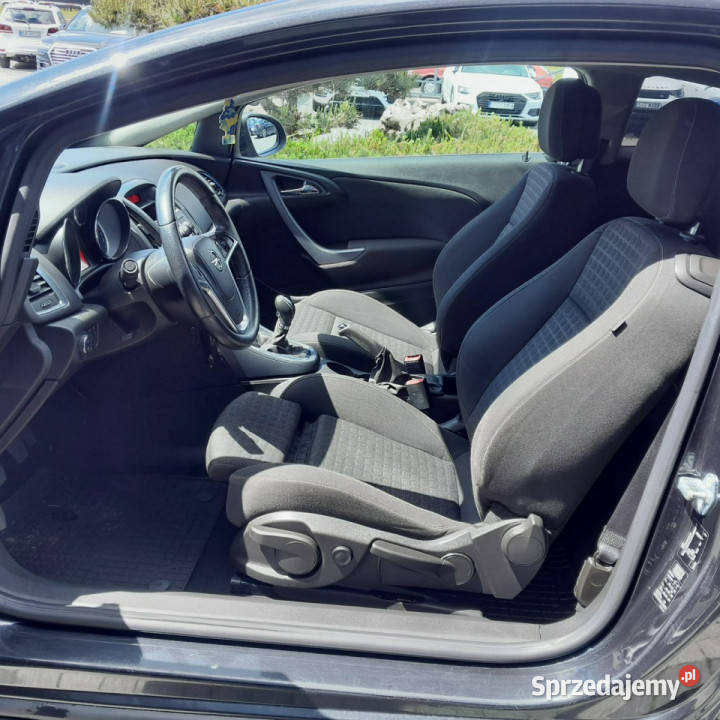 Opel Astra GTC benzynka tempomat klimatyzacja Samochody osobowe Żory