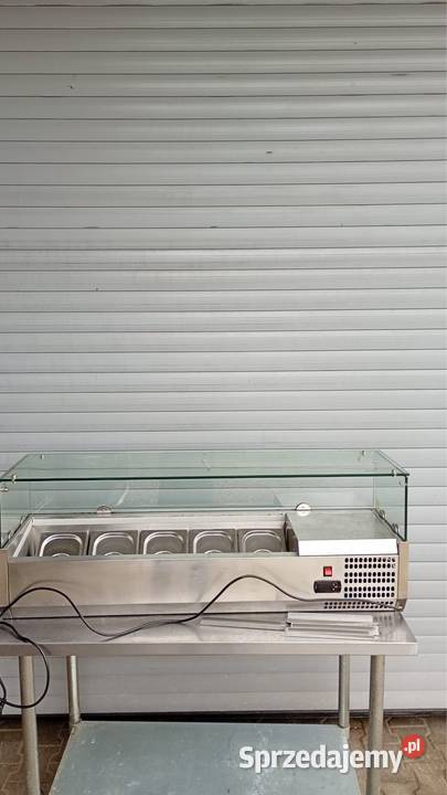 Witryna chłodnicza GN na sałatki