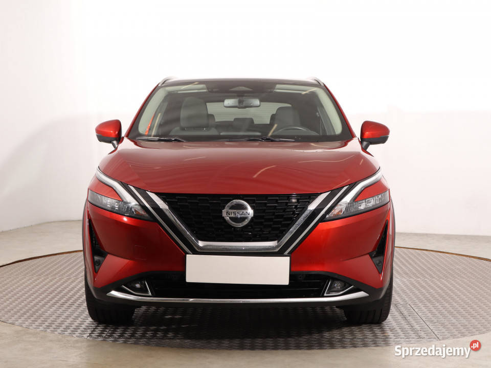Nissan Qashqai 13 DIGT MHEV bordowy Katowice