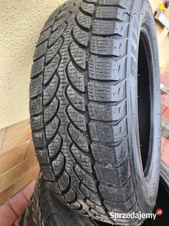 Opony Brigestone Blizzak LM32C 19560R16C 9997T Samochodowe Lubenia sprzedam