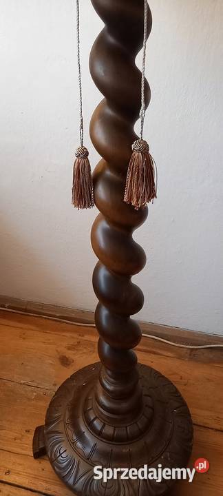 Salonowa wysoka drewniana lampa podłogowa z