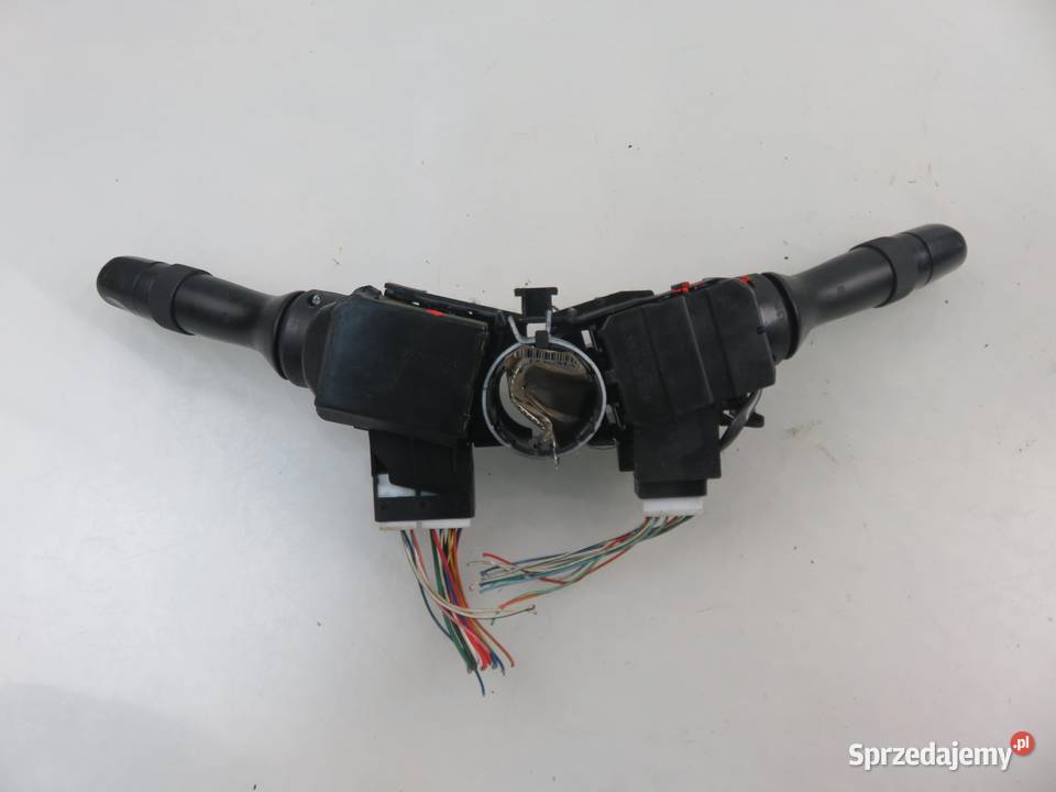 PRZEŁĄCZNIK ZESPOLONY TOYOTA RAV 4 III