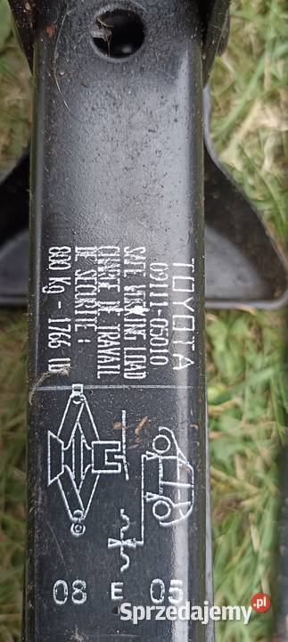 Lewarek Toyota Corolla