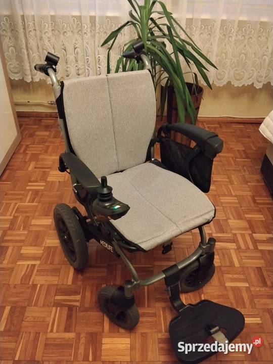 Wózek inwalidzki elektryczny MEDLIFE Łowicz