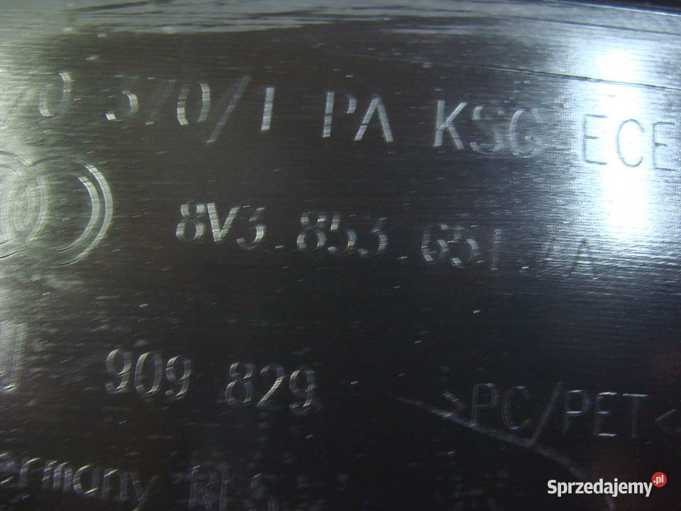 AUDI A3 3V GRILL ATRAPA CHŁODNICY 8V3853651AA Goleniów