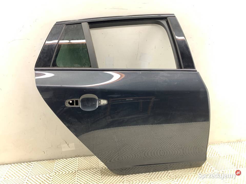 DRZWI PRAWY TYŁ VOLVO V60 I Kombi 1018 Savile Drzwi podkarpackie