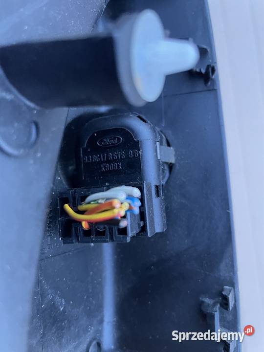 93BC17B676 trójkąt lusterka lewego Ford fiesta Szczecin