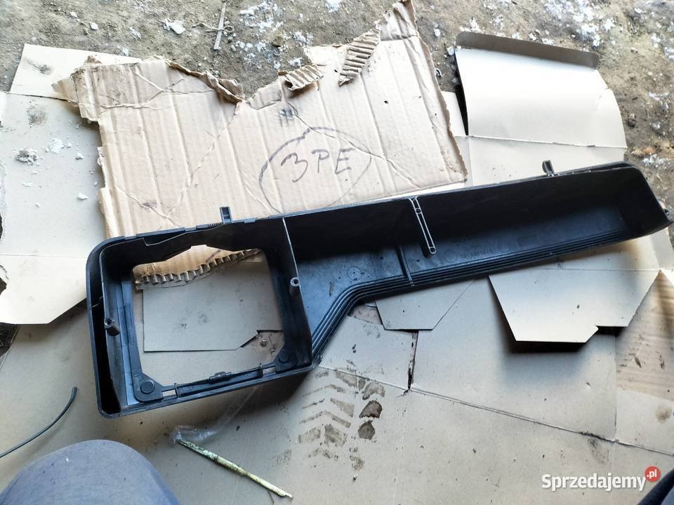 GOLF II 2 JETTA 2 3D KIESZEŃ DRZWI PRAWA Kamień-Kolonia