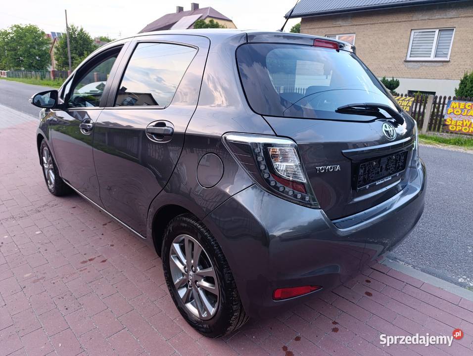 Toyota Yaris 13 benzyna 2014r 5 drzwi udok benzyna Lgota-Mokrzesz