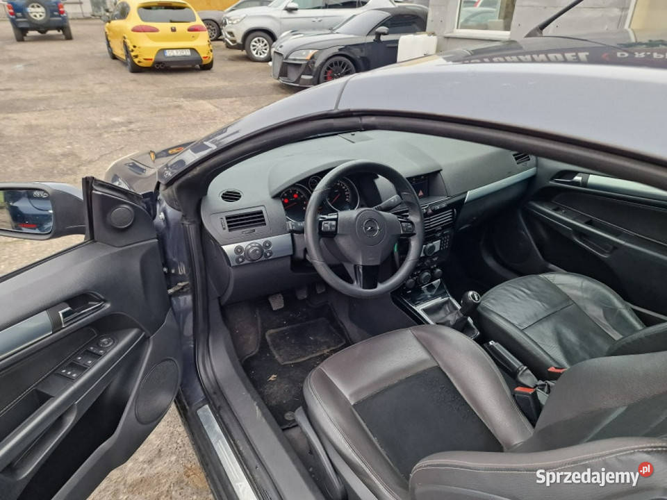 Opel Astra 18 Benzyna 140 TwinTop Skóra Słupsk