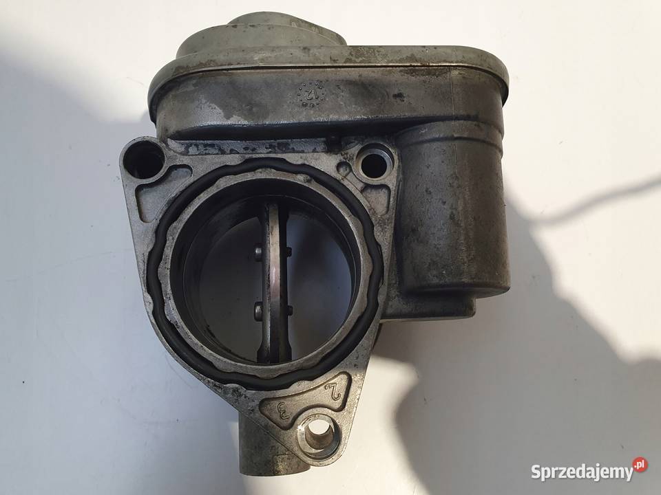 PRZEPUSTNICA VW Golf V 20 TDI 038128063L osobowe Przepustnice Chełm