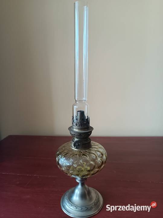 Stara lampa naftowa