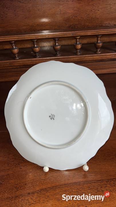 Talerz do powieszenia Róże Na białej porcelanie Gdańsk