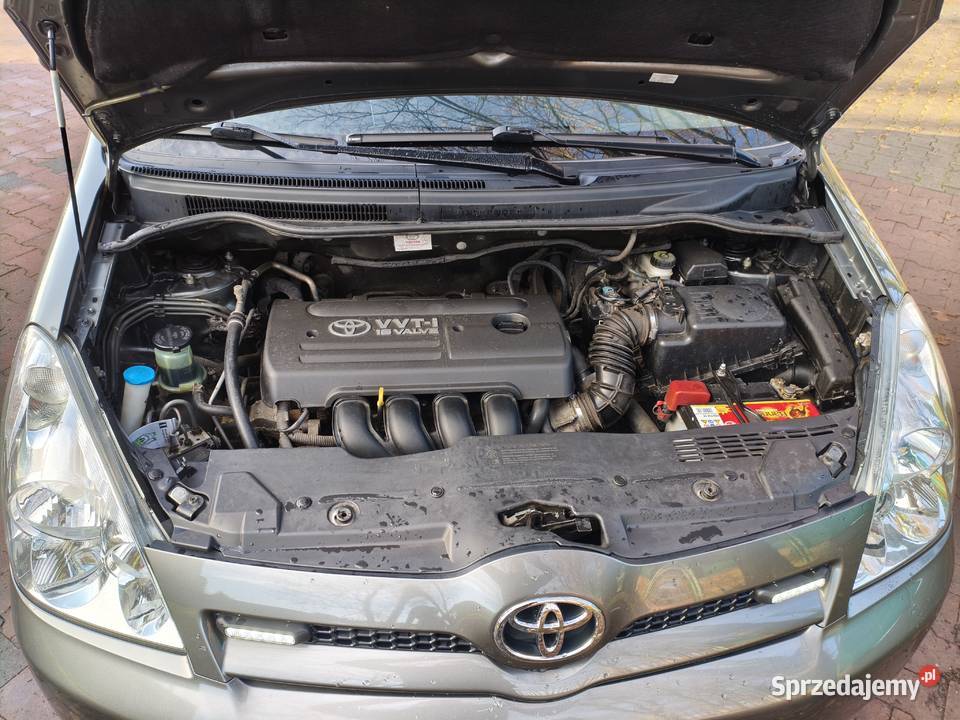 TOYOTA COROLLA VERSO 18 Kutno