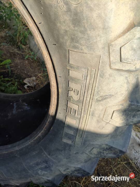 Pirelli 54065 R28 2 komplet rolnicze