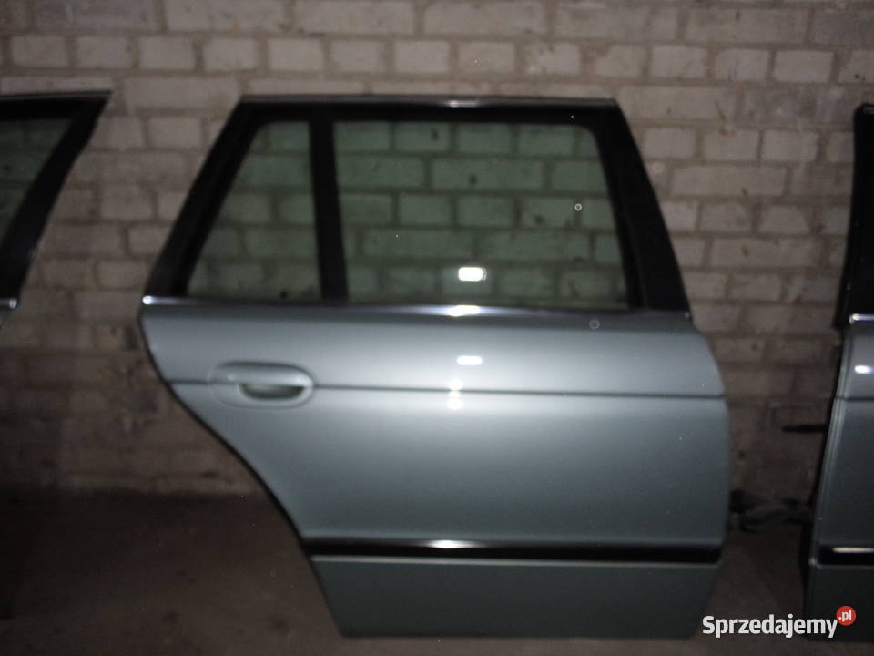 Drzwi tył lewe prawe BMW E39 Glaciergren 334 6 części blacharskie łódzkie Wieluń