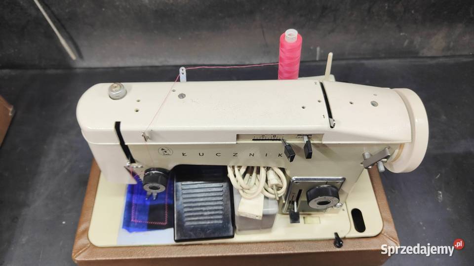 Maszyna krawiecka domowa sprzedam