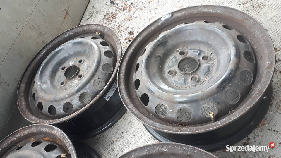 4 felgi stalowe kba43737 et39 5jx15 toyota