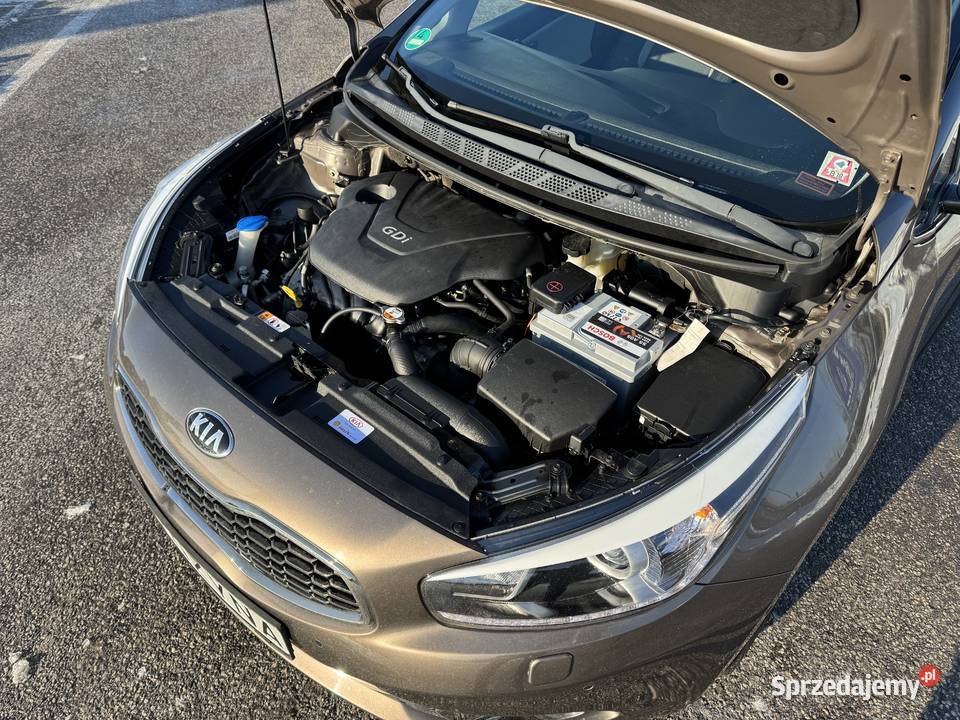 Kia Ceed 16 BENZYNA Nawigacja Kamera Ledy kamera cofania Konin