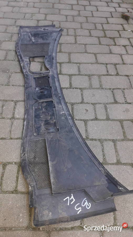 Passat B5 Lift podszybie plastikowe maskownica Rok produkcji 2003 Lubin