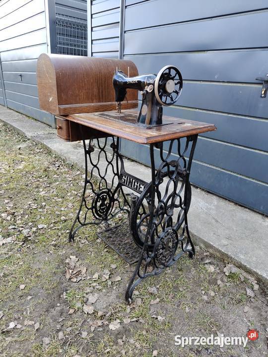 Stara maszyna Singer Łódź