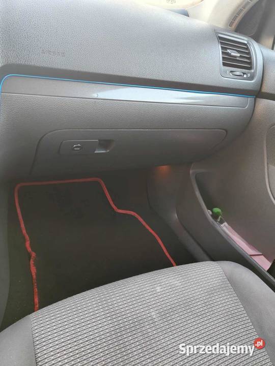 Volkswagen Golf 5 variant 105KM Suradówek