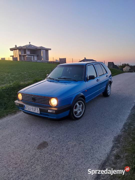 Volkswagen Golf 2