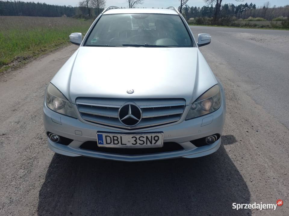 Mercedes w204 30v6224KMpakiet AMGMożliwa lakier metallic