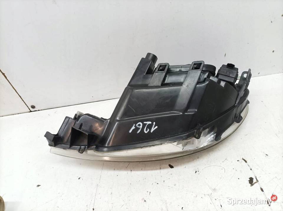 LAMPA PRZÓD PRAWA EU LIFT Peugeot 206 I 19982010