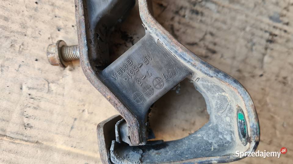 Subaru Forester 3 SH poduszka łapa środkowa Legnica