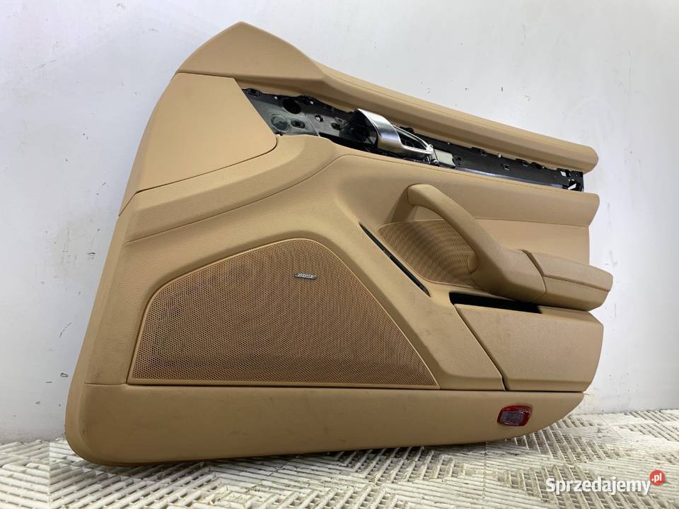 BOCZEK DRZWI PRAWY PRZÓD PORSCHE PANAMERA osobowe