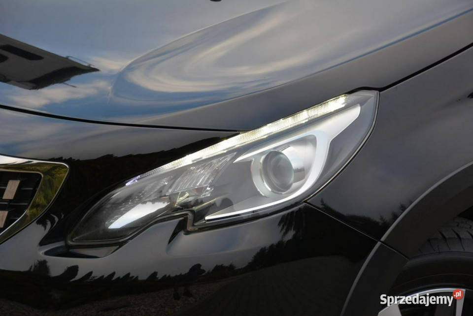 Peugeot 2008 Polift Navi Ledy Panorama Parkt wspomaganie kierownicy