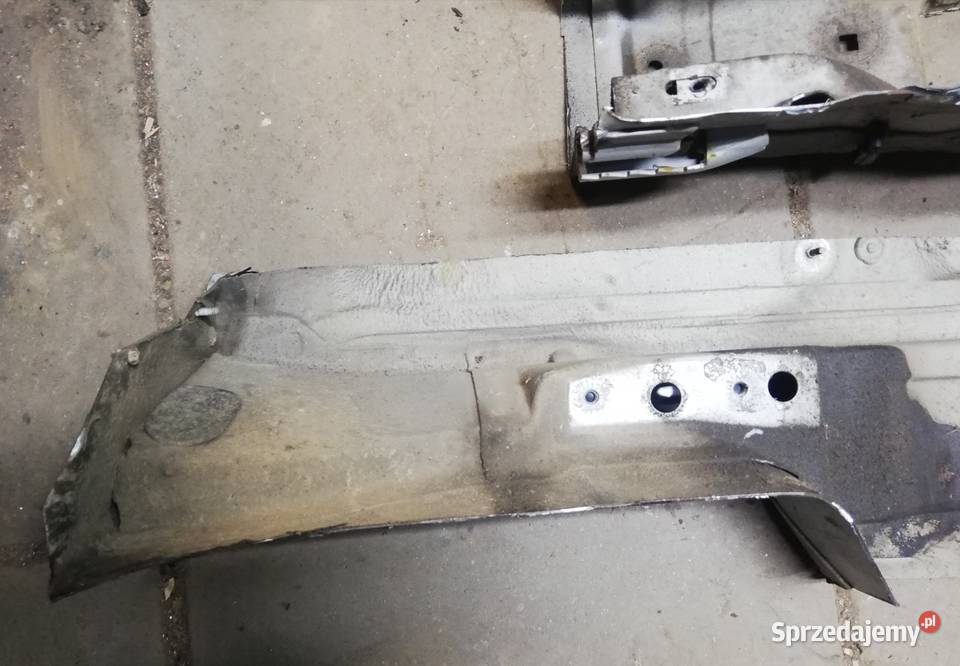 Mocowanie dyfra mostu Audi a4 b5 80 b4 quattro osobowe Sanok