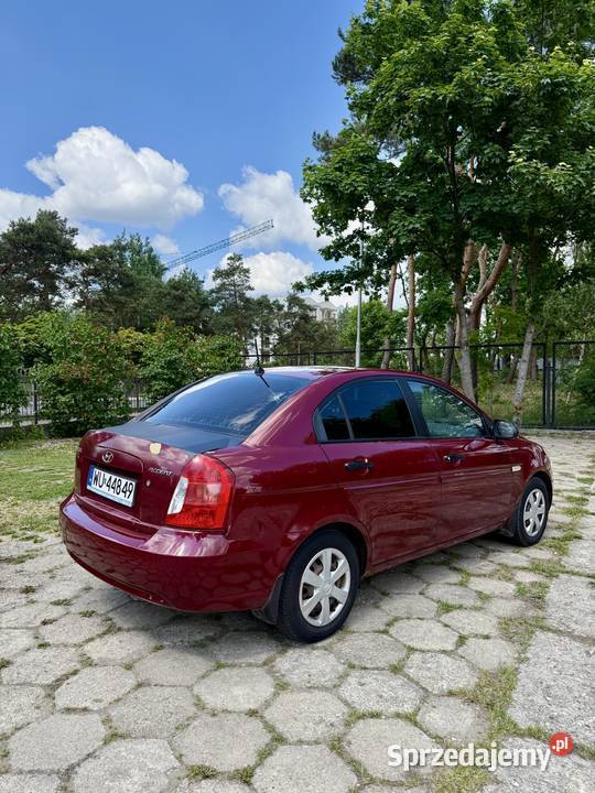 Hyundai Accent 2007 14 B 150 000 1400cm3 Warszawa