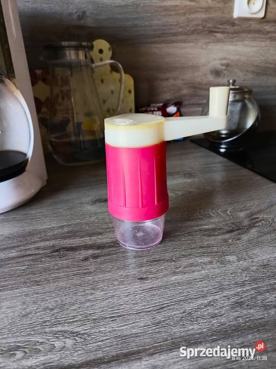 Młynek do pieprzu vintage PRL wielkopolskie Wronki