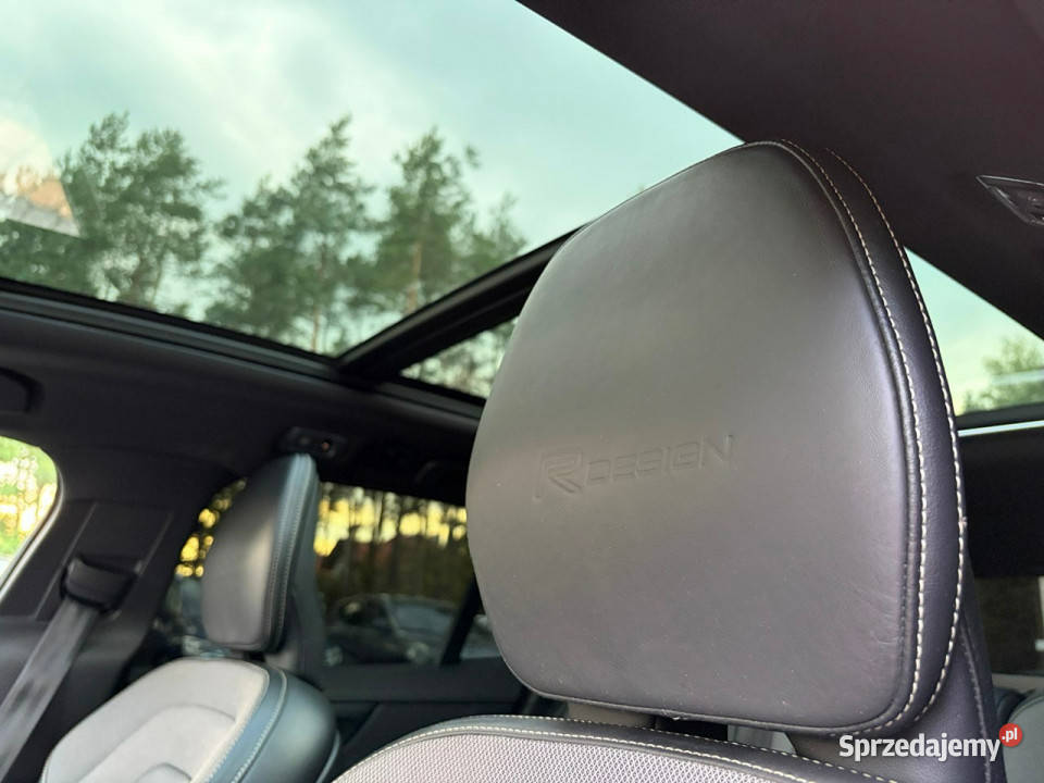 Volvo V60 20 D4 190 RDesign Panorama Skóry światła do jazdy dziennej