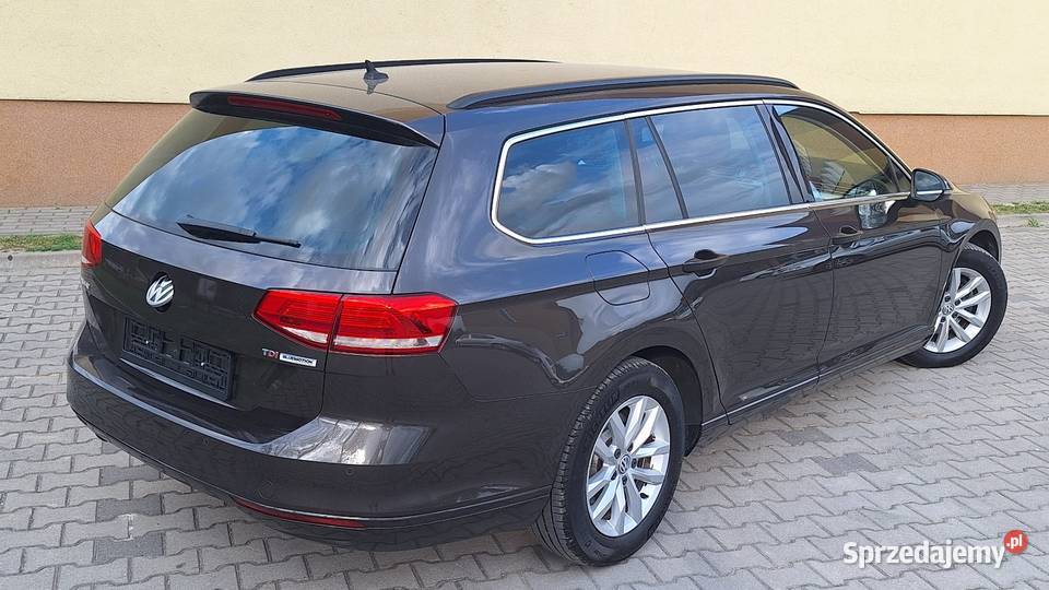 VW Passat B8 Kamera Nawigacja 174 120KM