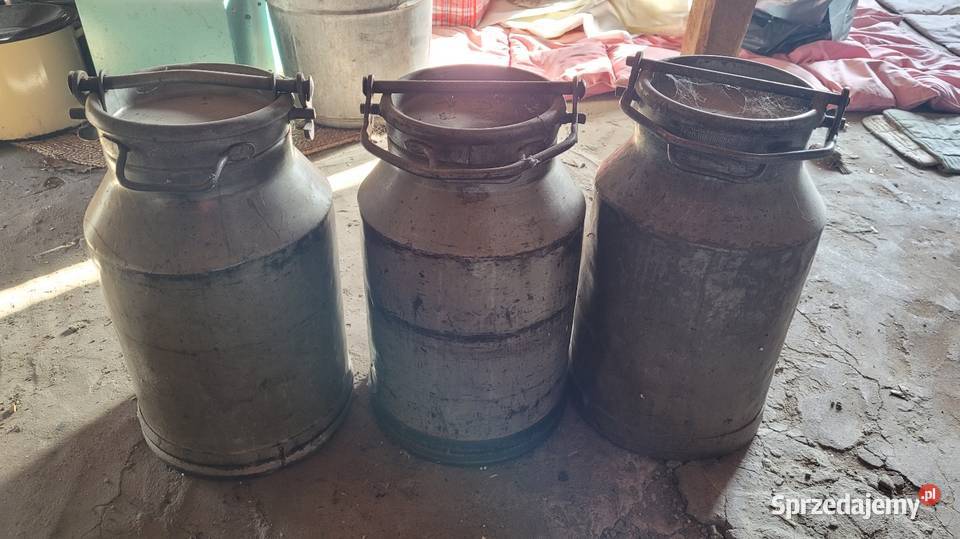 Bańki na mleko z dawnych lat Skierniewice