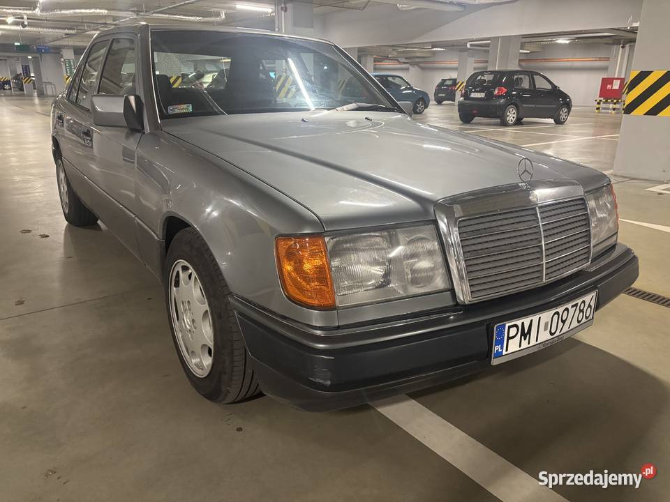Mercedes w124 26 automatStan idealny 172608km W124 wielkopolskie Poznań