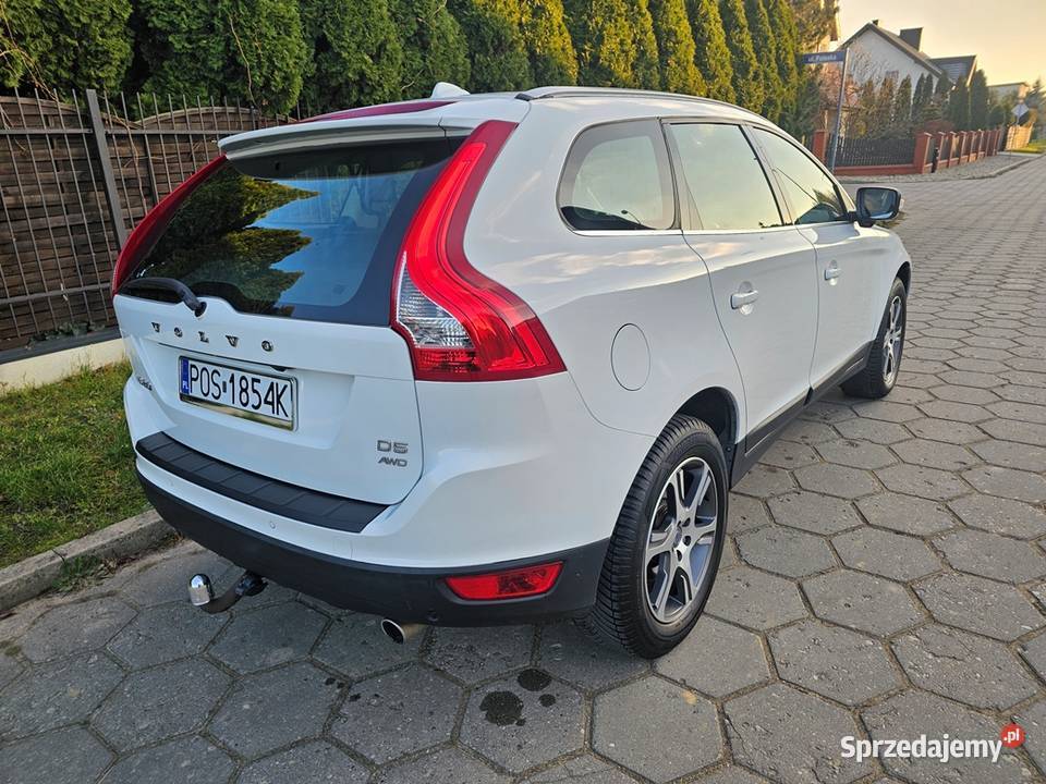 Volvo XC 60 24 D5 215 AWD 2012 r Bogate skórzana tapicerka Ostrów Wielkopolski sprzedam