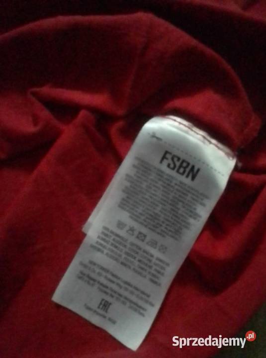 2 Markowe koszulki rozmiar S 2