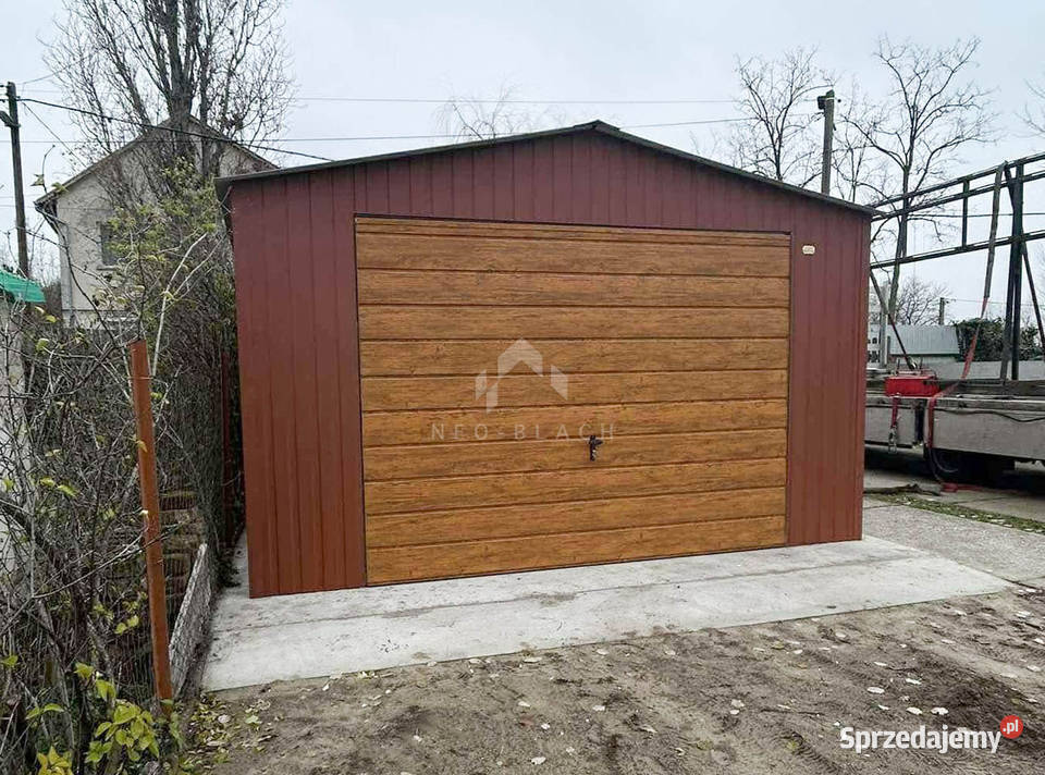 Garaż blaszany 45x6m brama uchylna drzwi okno