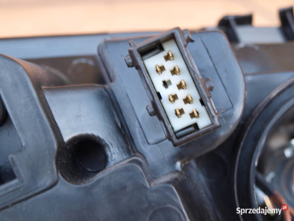 Peugeot 307 lampa lewa przód zwykła soczewka wielkopolskie Kalisz sprzedam