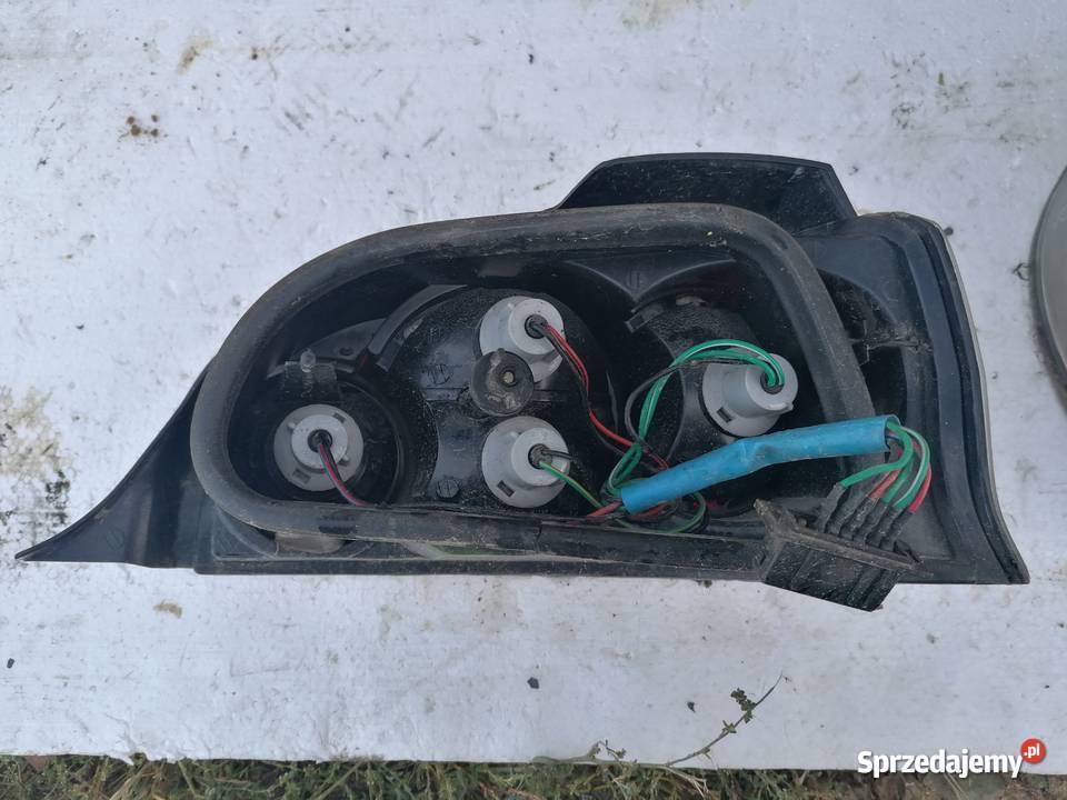 Lampy Tył Citroen Saxo Wisznice sprzedam